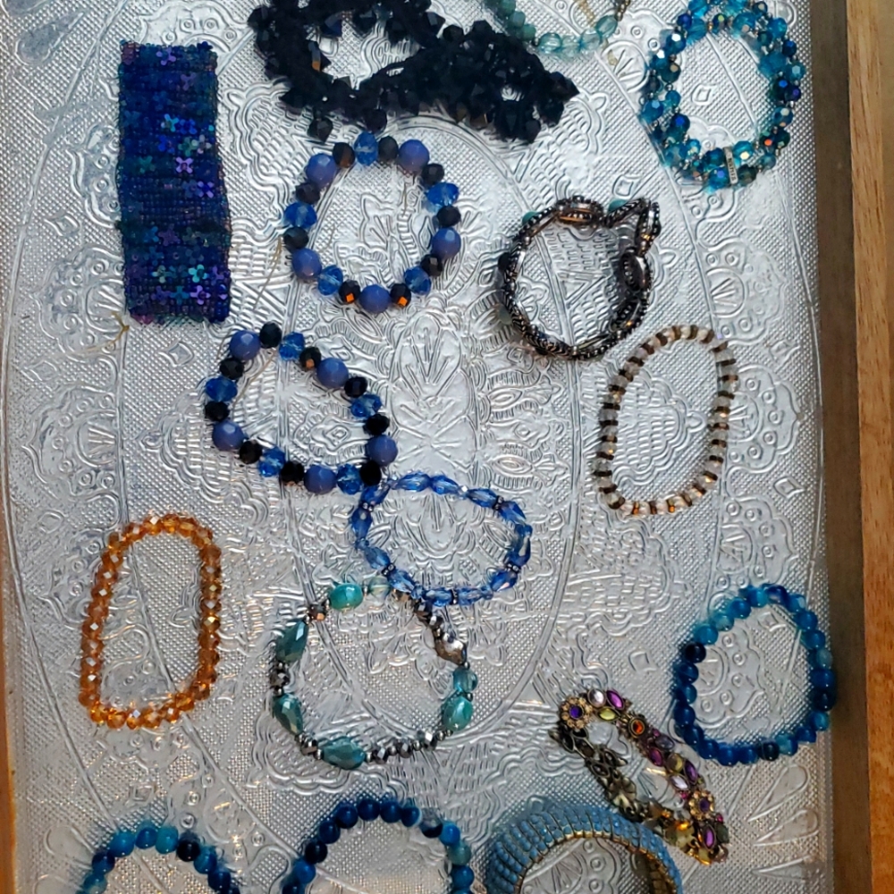 17 random bracelet